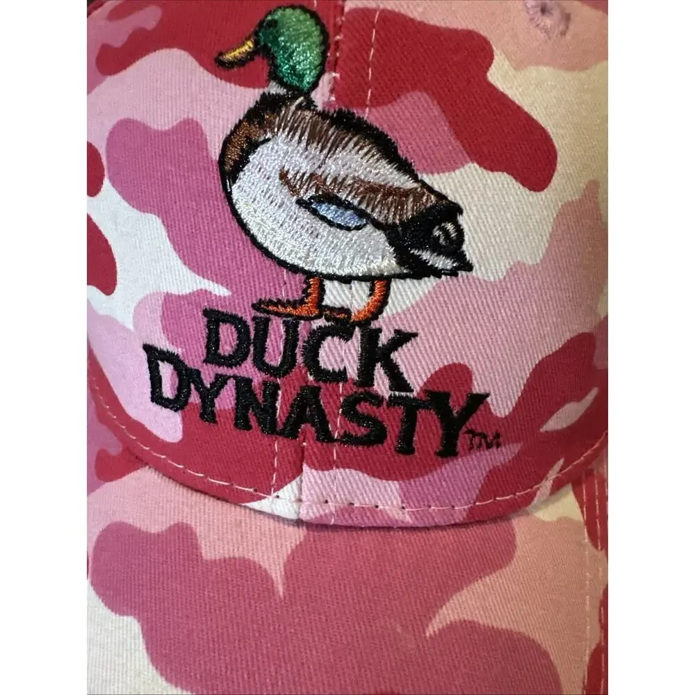 Women’s Duck Dynasty Hat Pink Camo New Embroidered A&E NWOT